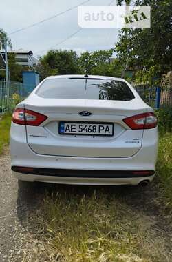 Седан Ford Fusion 2013 в Никополе