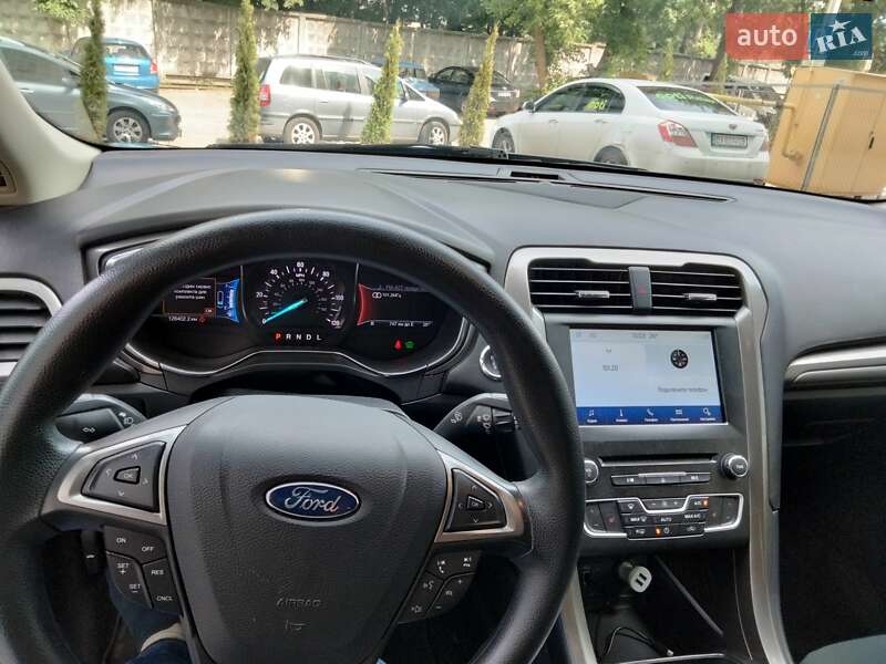 Седан Ford Fusion 2017 в Хмельницькому