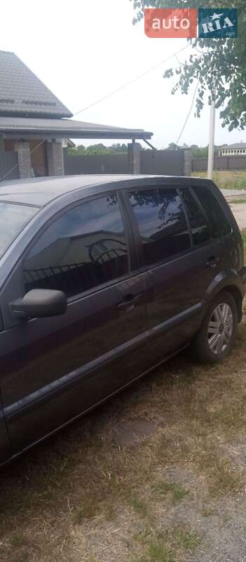 Хэтчбек Ford Fusion 2004 в Черкассах