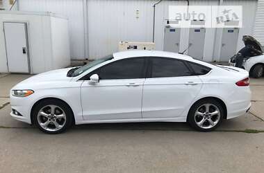 Седан Ford Fusion 2016 в Сумах