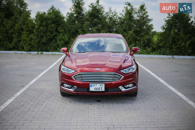 Седан Ford Fusion 2017 в Бучаче