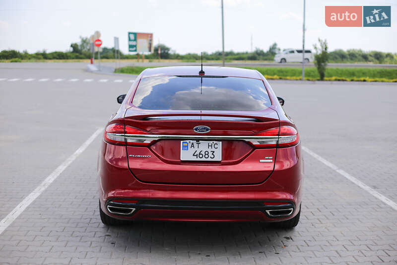 Седан Ford Fusion 2017 в Бучаче