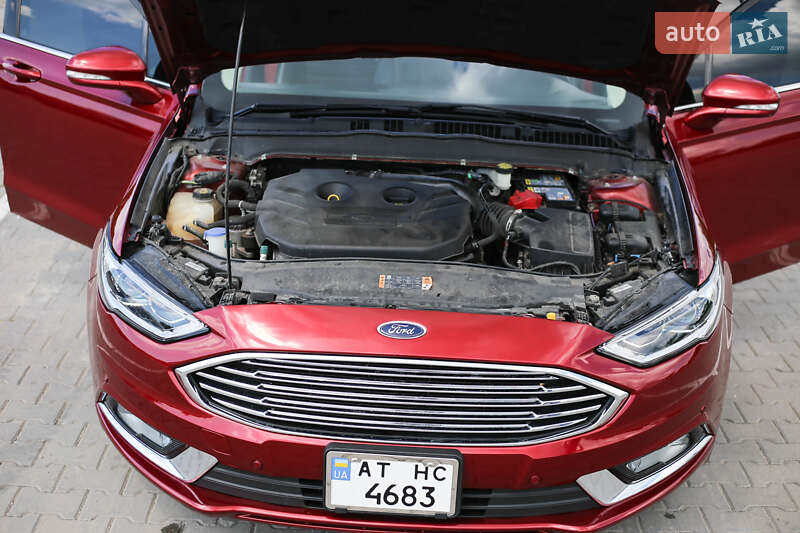 Седан Ford Fusion 2017 в Бучаче