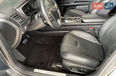 Седан Ford Fusion 2018 в Львове