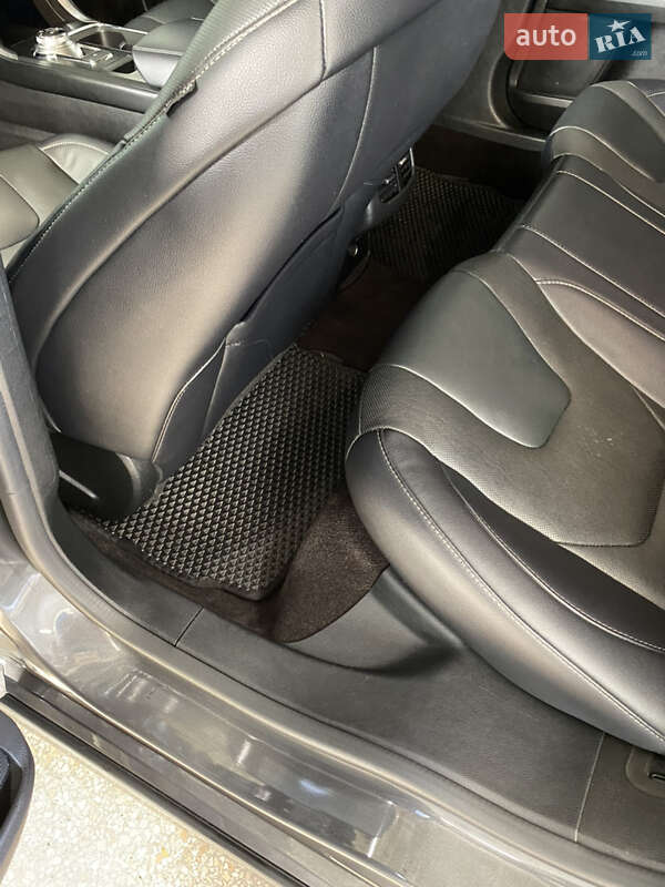 Седан Ford Fusion 2018 в Львове