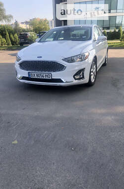 Седан Ford Fusion 2016 в Хмельницком