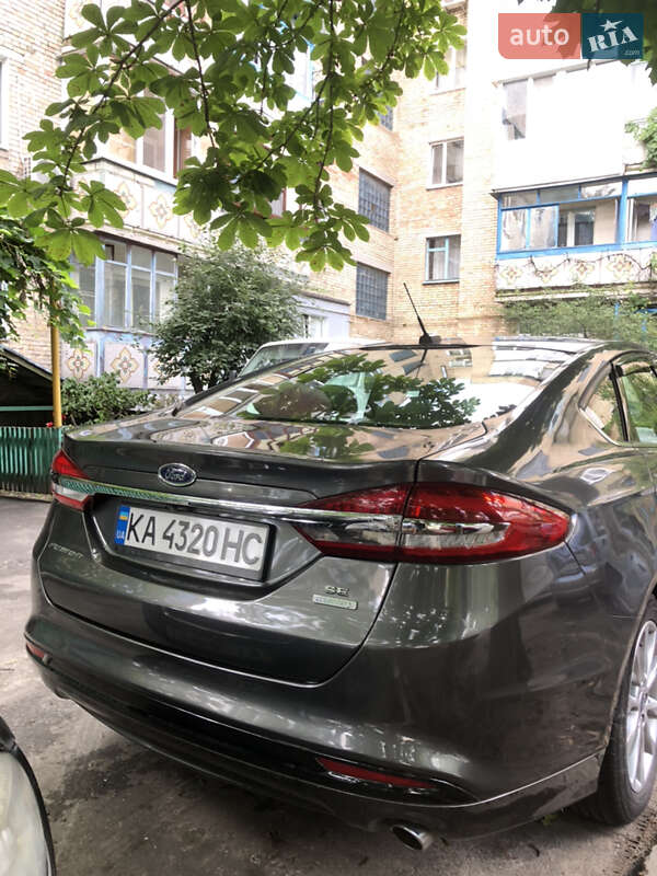 Седан Ford Fusion 2016 в Києві