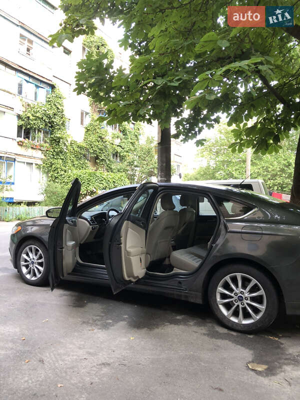 Седан Ford Fusion 2016 в Києві