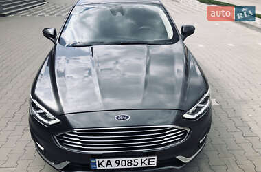 Седан Ford Fusion 2020 в 