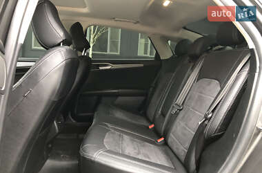 Седан Ford Fusion 2020 в 