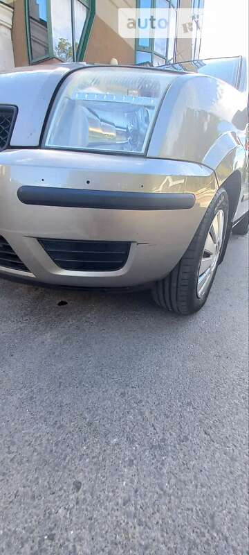 Хетчбек Ford Fusion 2003 в Могилів-Подільському