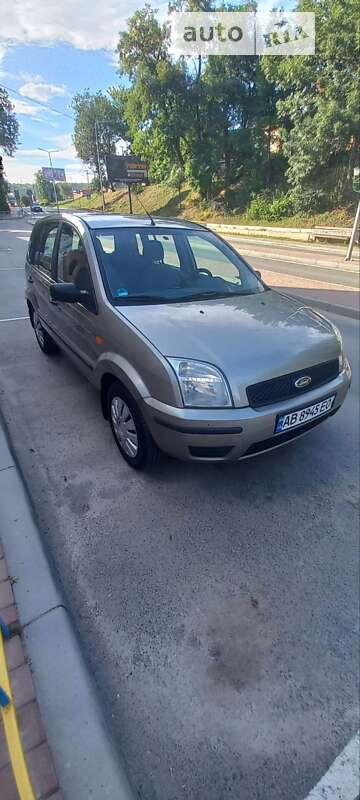 Хетчбек Ford Fusion 2003 в Могилів-Подільському