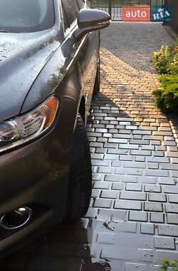 Седан Ford Fusion 2013 в 