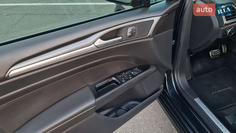 Седан Ford Fusion 2012 в Одессе