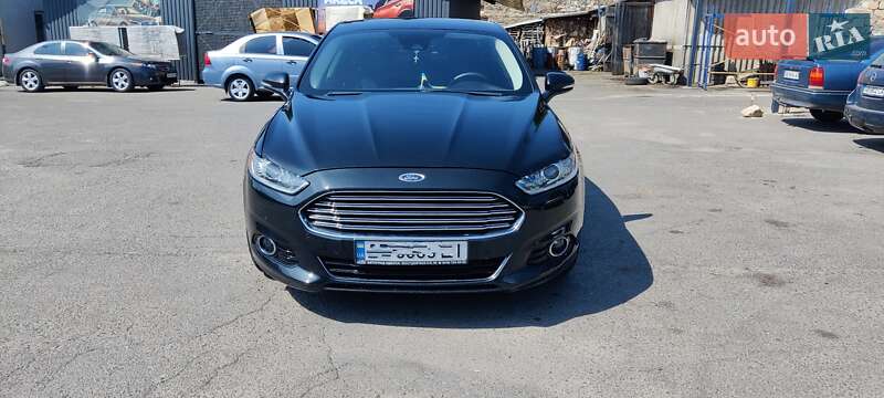 Седан Ford Fusion 2013 в Хмельнике