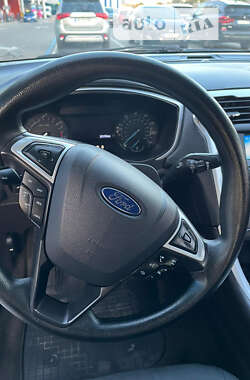 Седан Ford Fusion 2013 в Чернигове
