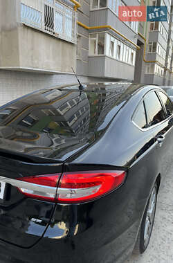 Седан Ford Fusion 2016 в 