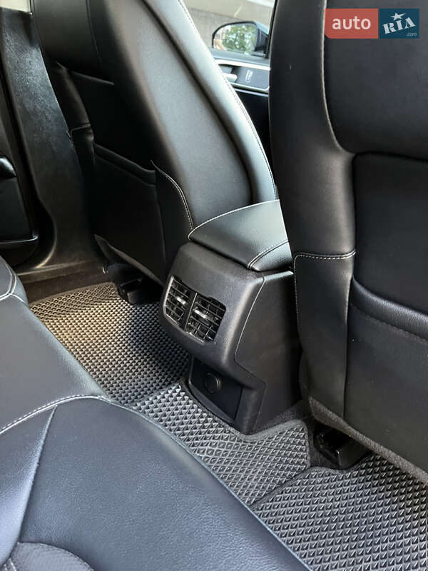 Седан Ford Fusion 2016 в Сумах