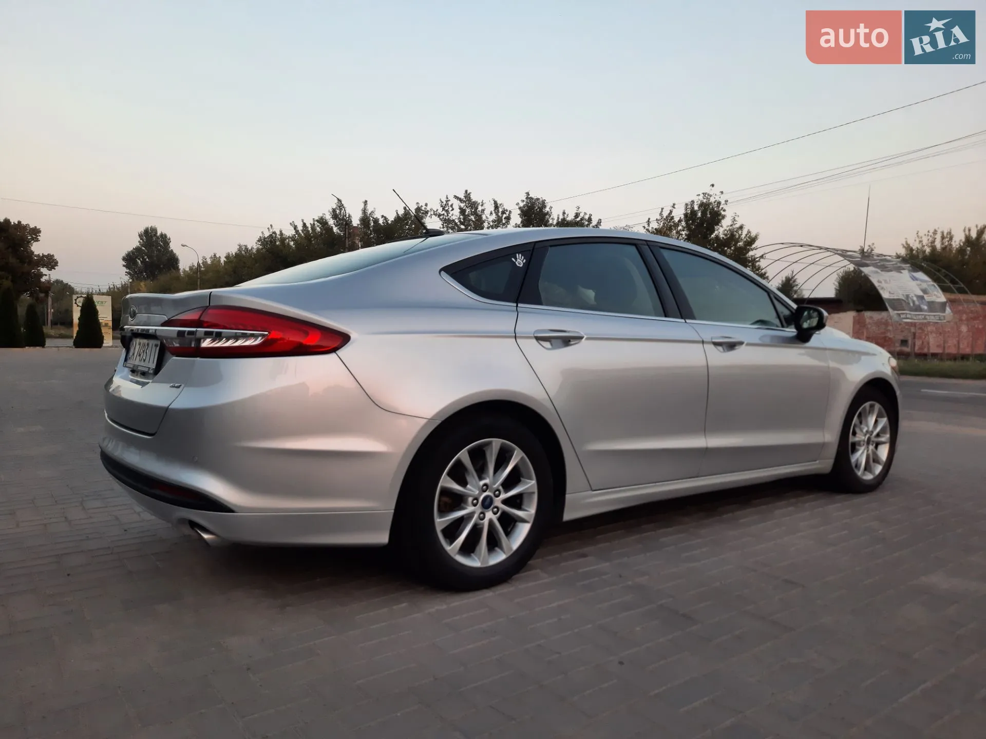 2016 Ford Fusion - мініатюра 25