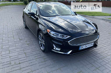 Седан Ford Fusion 2020 в Львові