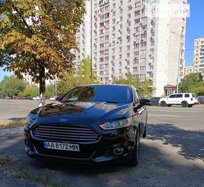 Седан Ford Fusion 2014 в 