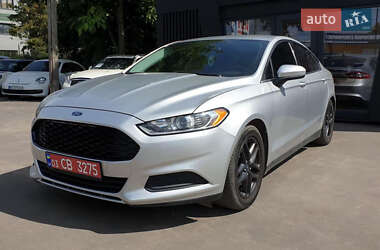 Седан Ford Fusion 2014 в Ужгороде