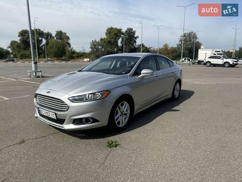 Седан Ford Fusion 2015 в Киеве