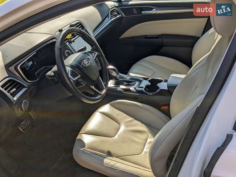 Седан Ford Fusion 2014 в Киеве фото 6 Седан Ford Fusion 2014 в Киеве