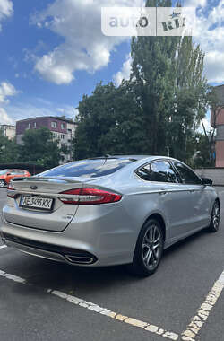 Седан Ford Fusion 2016 в Дніпрі