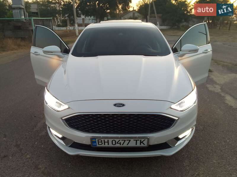 Ford Fusion 2016