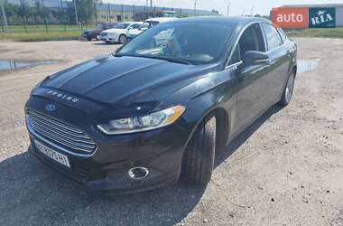 Седан Ford Fusion 2014 в Миргороде