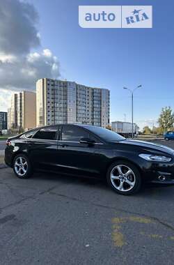 Седан Ford Fusion 2014 в Черкасах