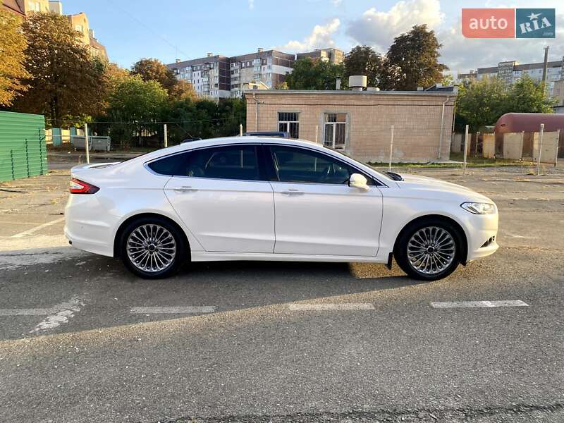 Седан Ford Fusion 2014 в Тернополі