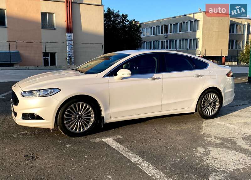 Седан Ford Fusion 2014 в Тернополі