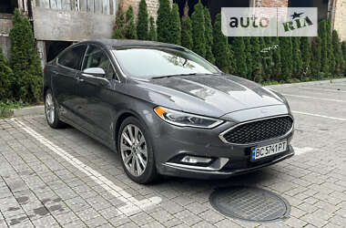 Седан Ford Fusion 2016 в Львове