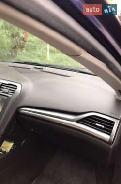 Седан Ford Fusion 2014 в 