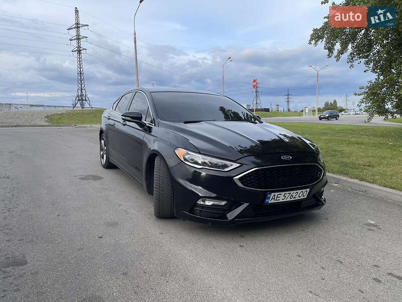 Седан Ford Fusion 2016 в Днепре