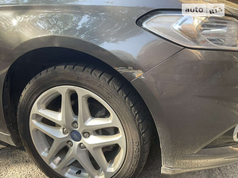 Седан Ford Fusion 2015 в Киеве фото 5 Седан Ford Fusion 2015 в Киеве