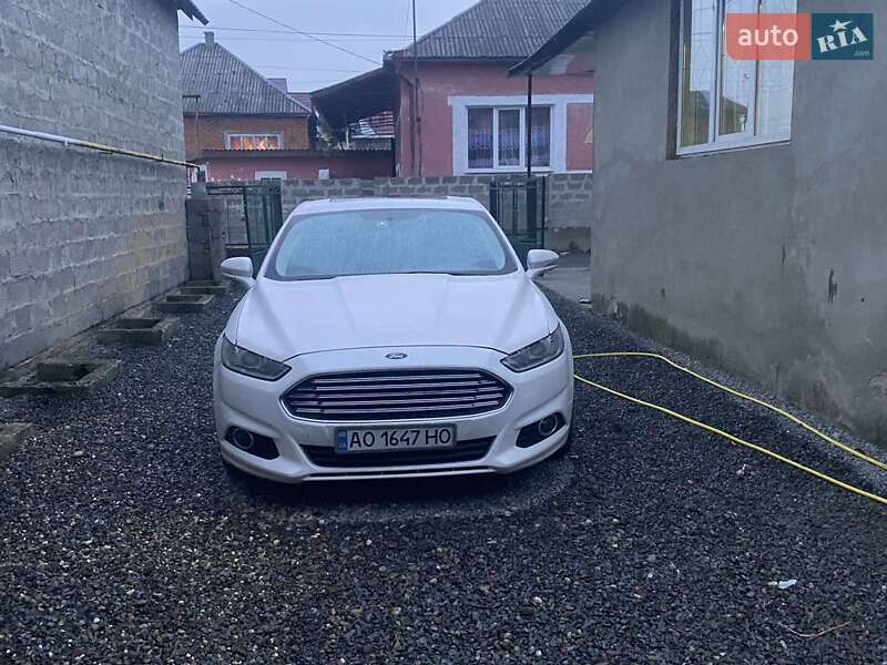 Седан Ford Fusion 2014 в Виноградове