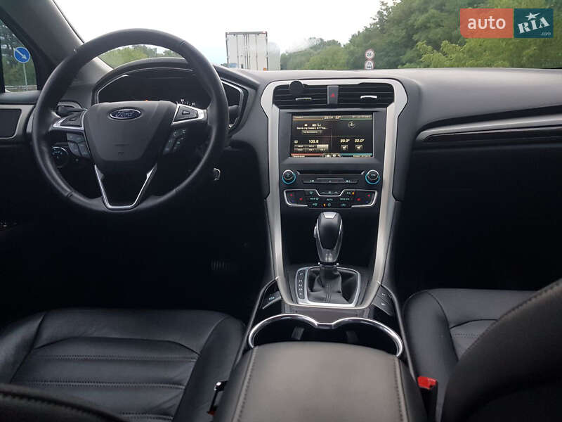 Седан Ford Fusion 2015 в Киеве