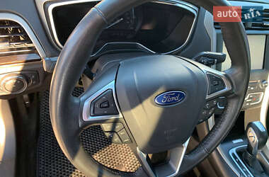 Седан Ford Fusion 2015 в Києві