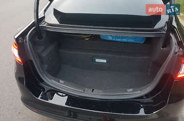 Седан Ford Fusion 2015 в Києві