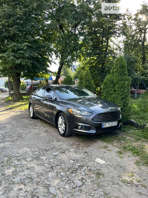 Седан Ford Fusion 2016 в Золочеве