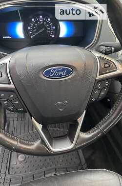 Седан Ford Fusion 2014 в 