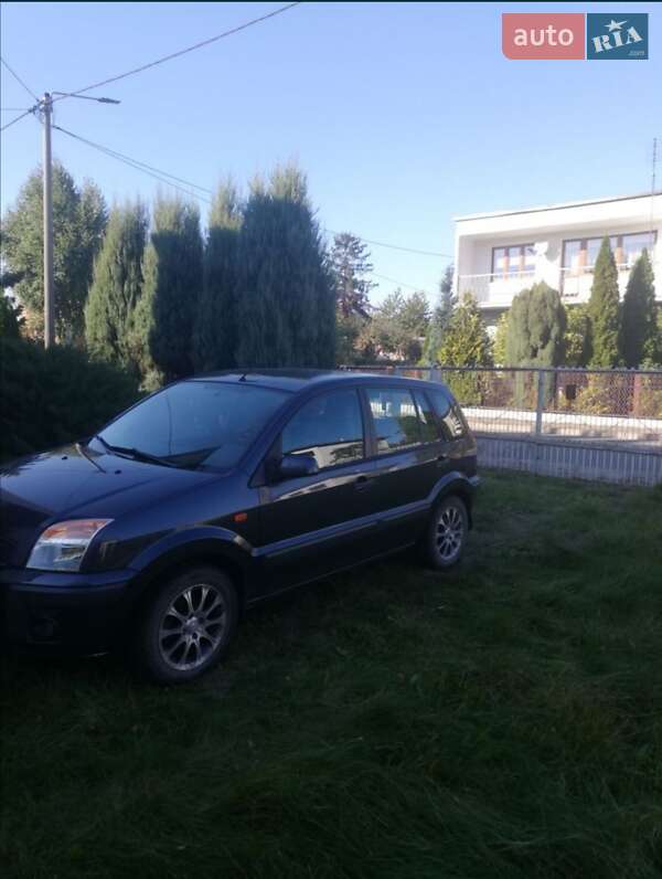Хэтчбек Ford Fusion 2008 в Ровно