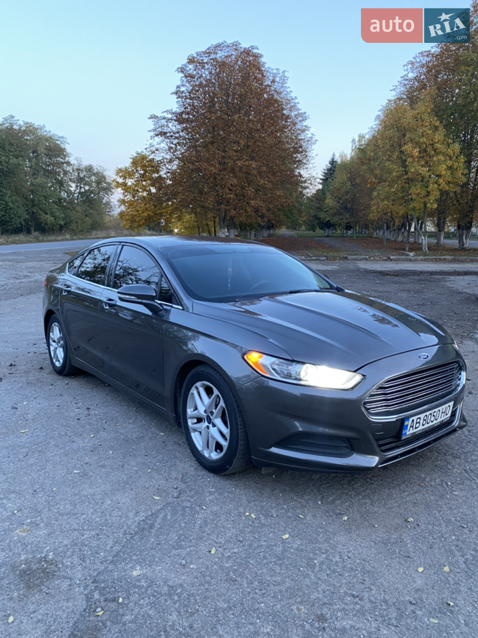 2016 Ford Fusion - мініатюра 30