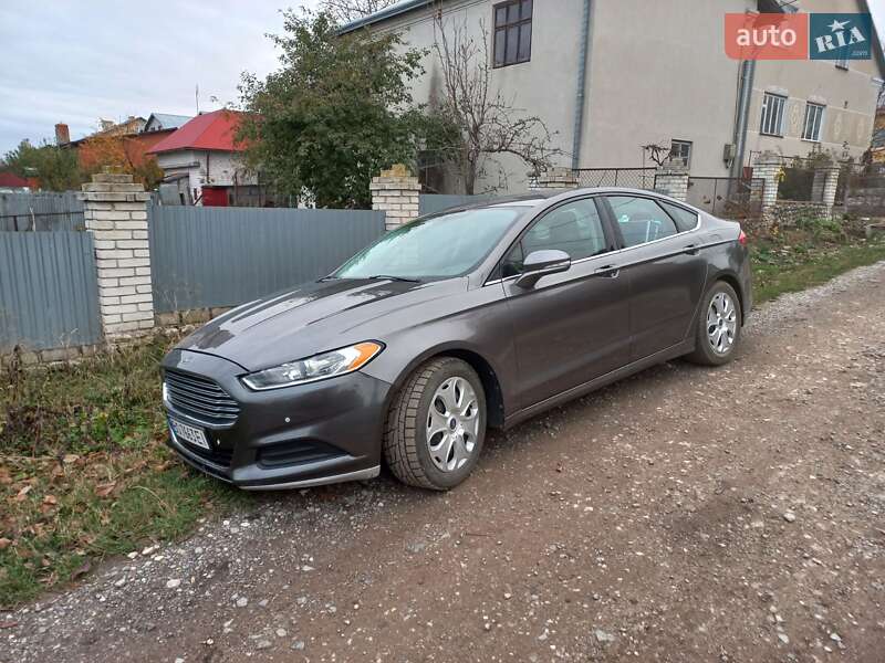 Седан Ford Fusion 2013 в Тернополе