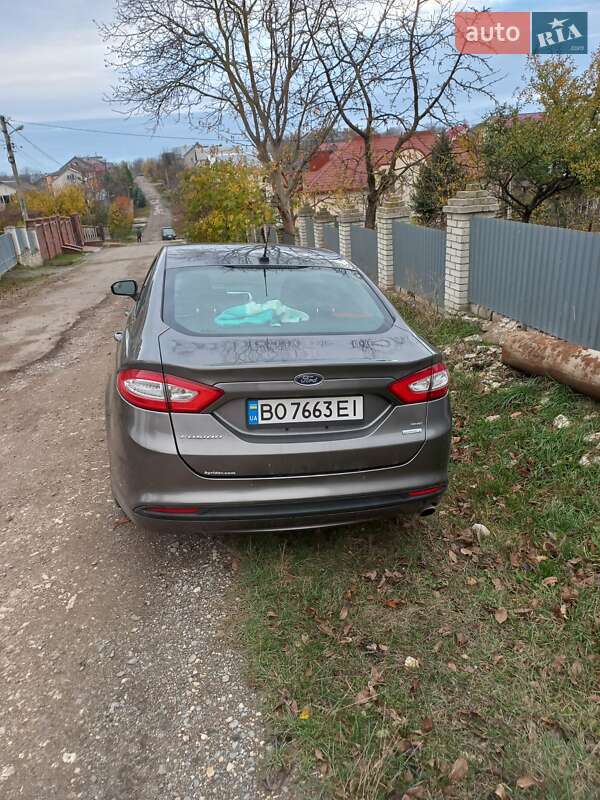 Седан Ford Fusion 2013 в Тернополе