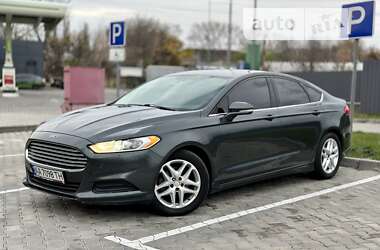 Седан Ford Fusion 2015 в Днепре