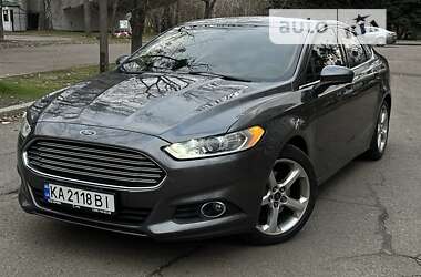 Седан Ford Fusion 2015 в Киеве